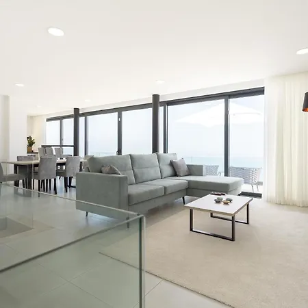 Casa Berlenga - By Sch 빌라 Famalicão